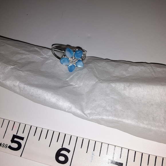 Avon Ring Size 8 and Necklace 10" Symbols of Spring Necklace & Ring Set - Picture 1 of 5